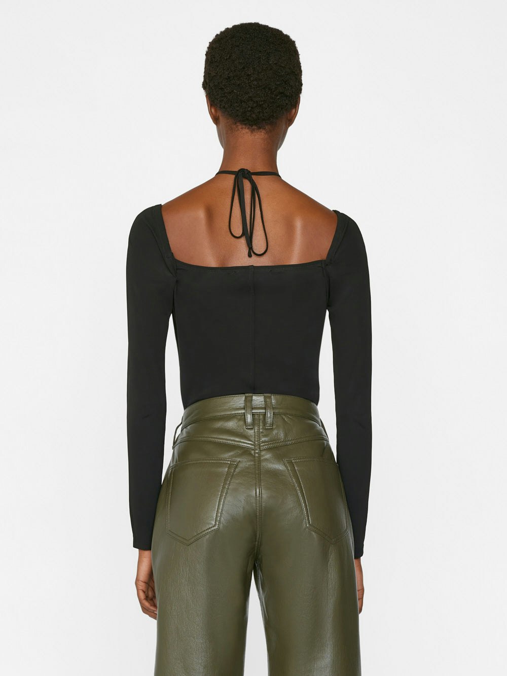 shirt back detail alt:fit2